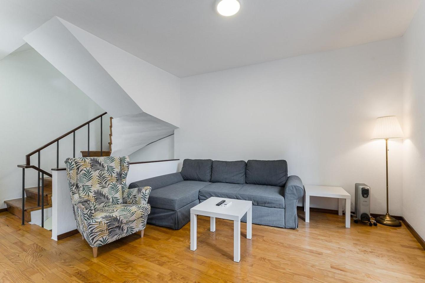 Guestready - Modern Duplex, Neo-Classical Building ポルト エクステリア 写真